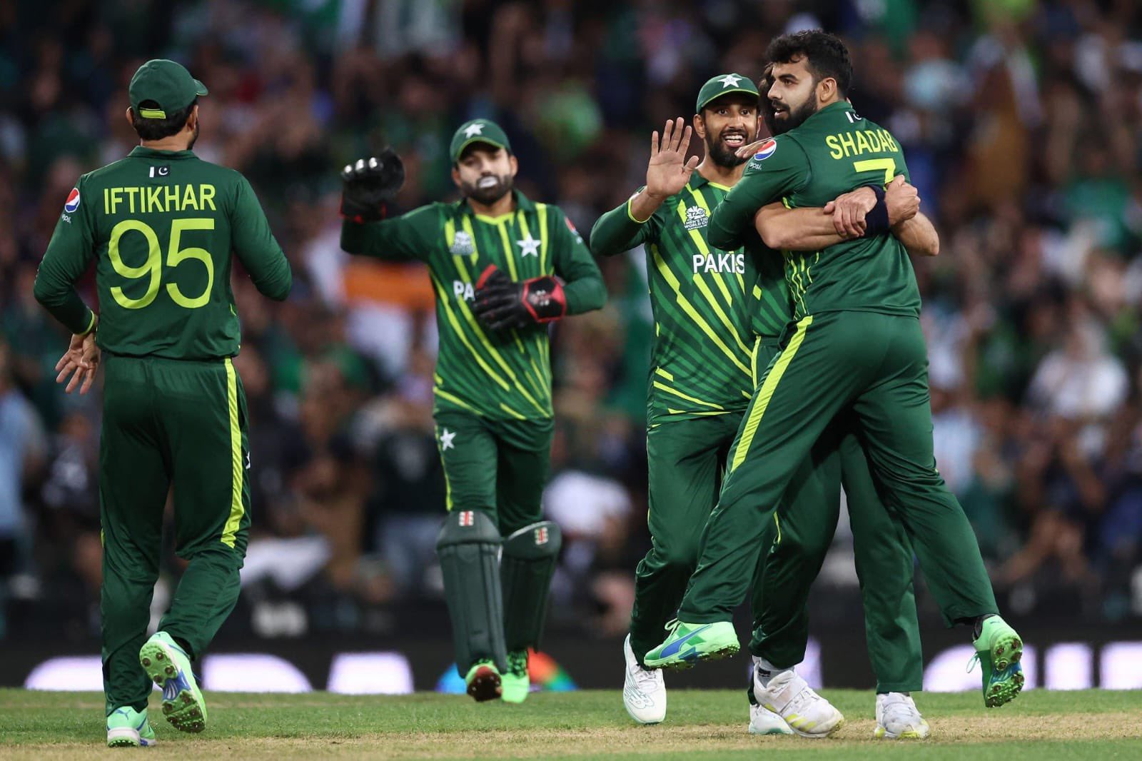 टी 20 वर्ल्ड कप के फाइनल में पहुंचा पाकिस्तान, न्यूजीलैंड के खिलाफ चमके बाबर-रिजवान