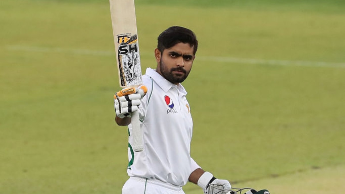  इंग्लैंड से हार के बाद भड़के पाकिस्तानी कप्तान बाबर आजम, बोले- टेस्ट छोड़ दे 